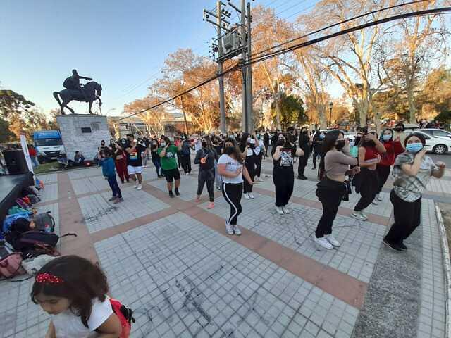 2d20c27a-2b3c-4fc1-ab8b-166306a6662c